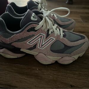 New Balance Pink and Gray Athletic Shoes